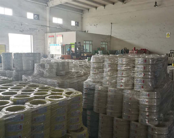 ����ɽ���߹�˾ �ֿ��Ʒչʾ